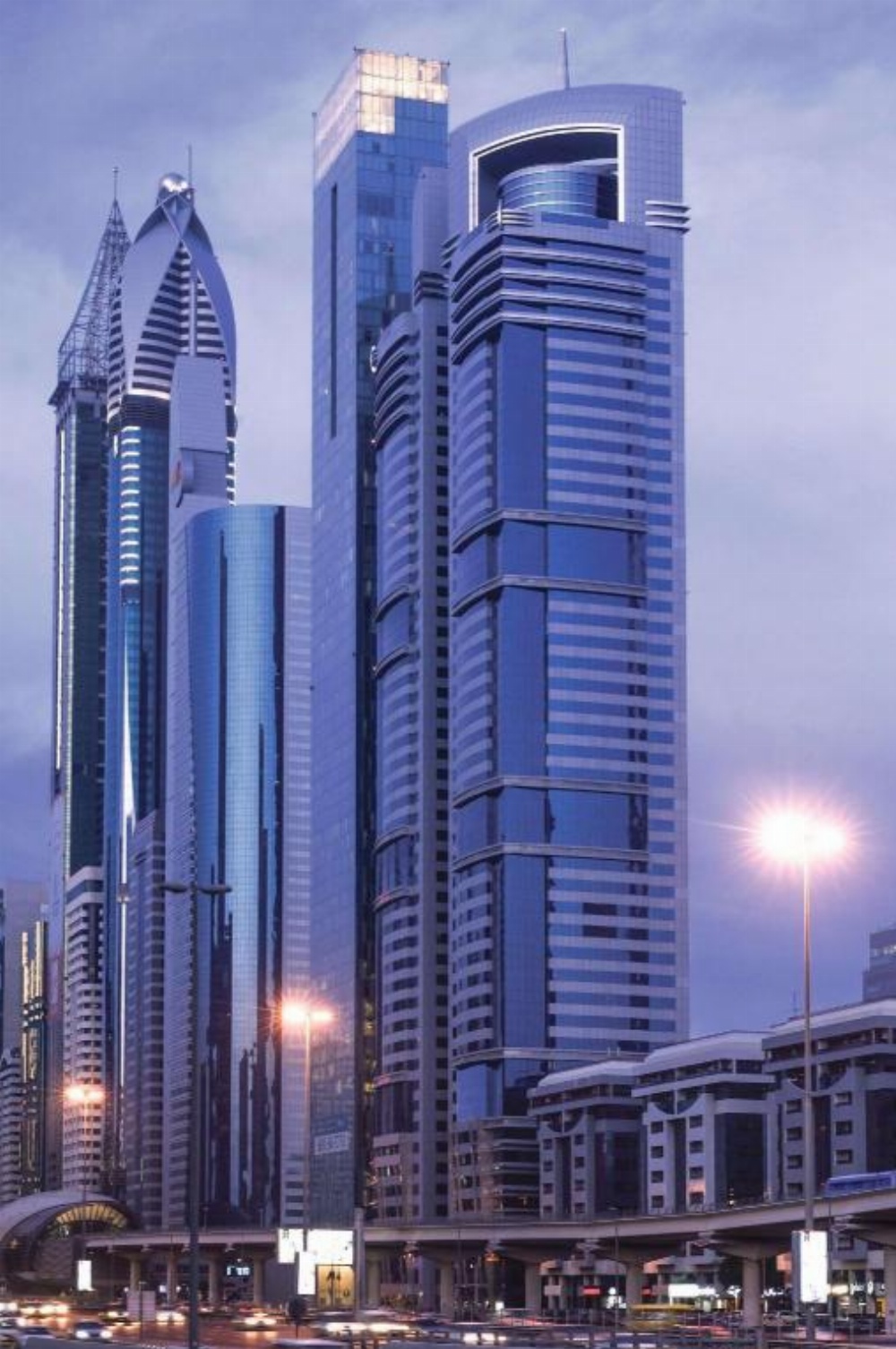 Carlton Downtown Hotel